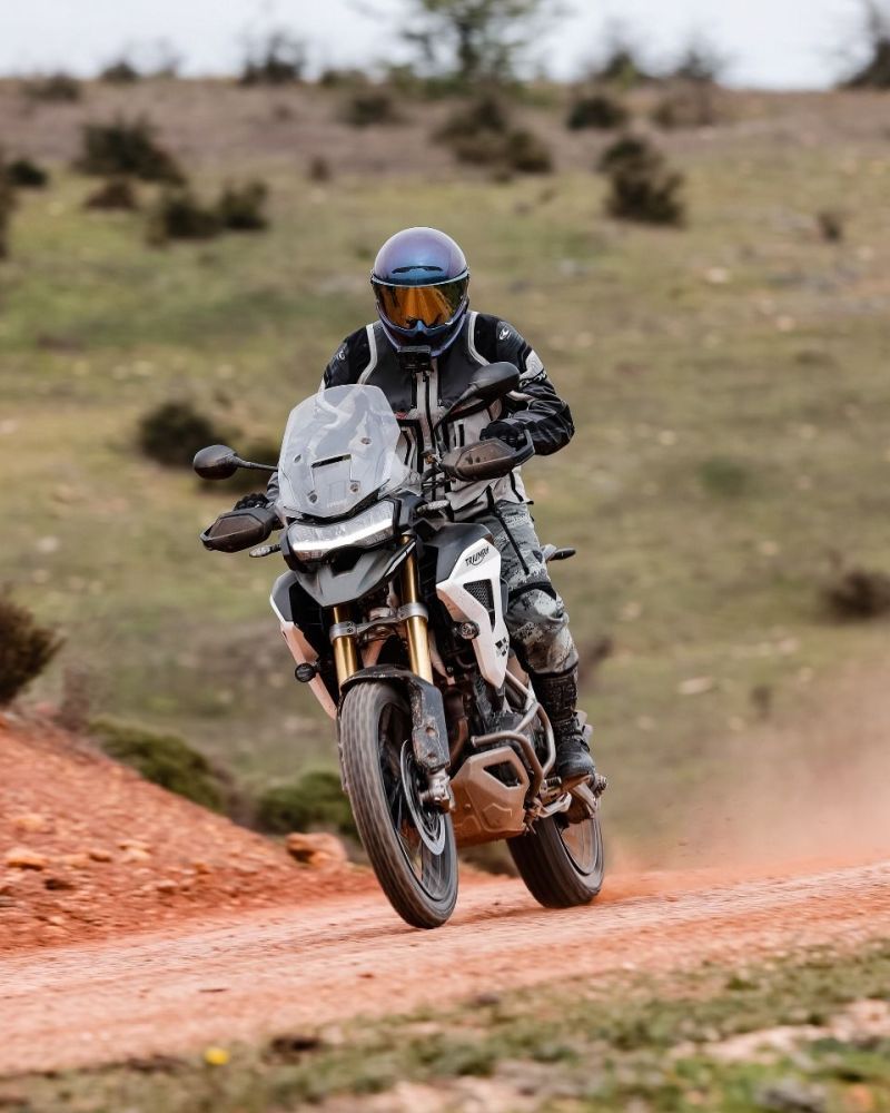 ATLAS 4.0 NEBULA CARBON