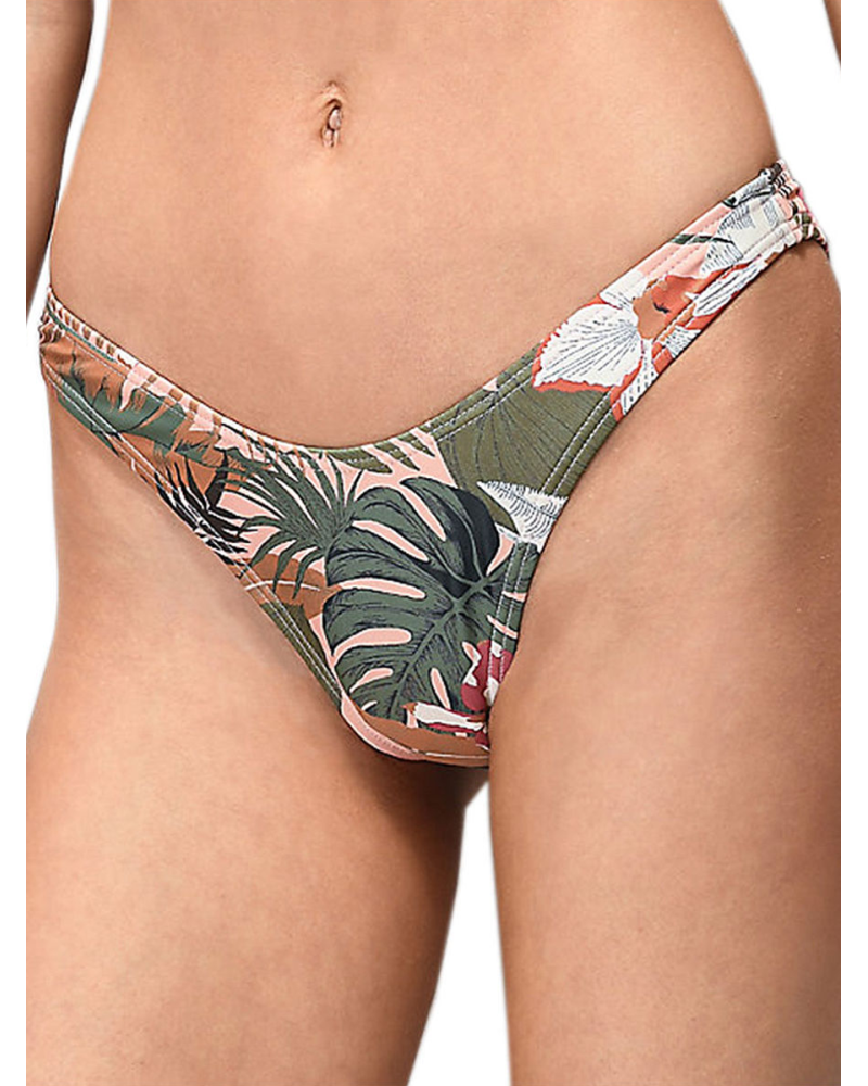 Bikini Damsel Sandstone Leaves Pale Almond