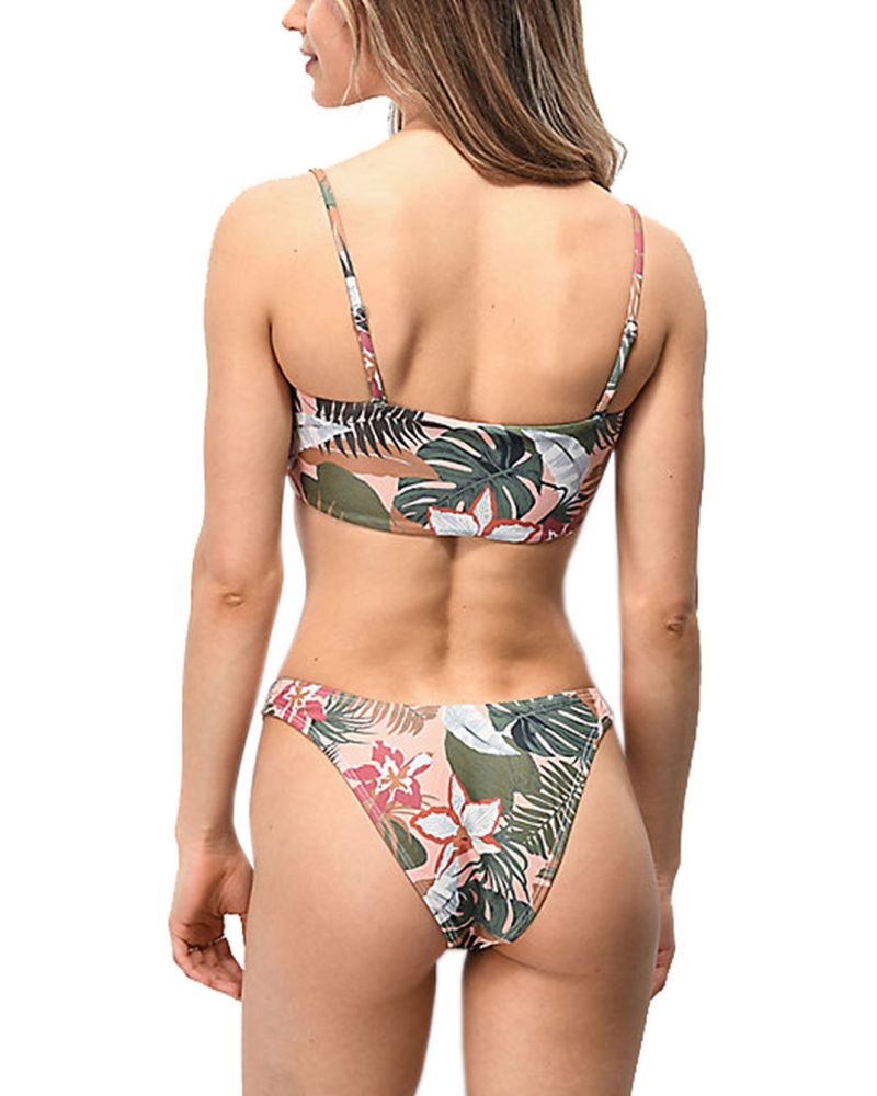 Bikini Damsel Sandstone Leaves Pale Almond